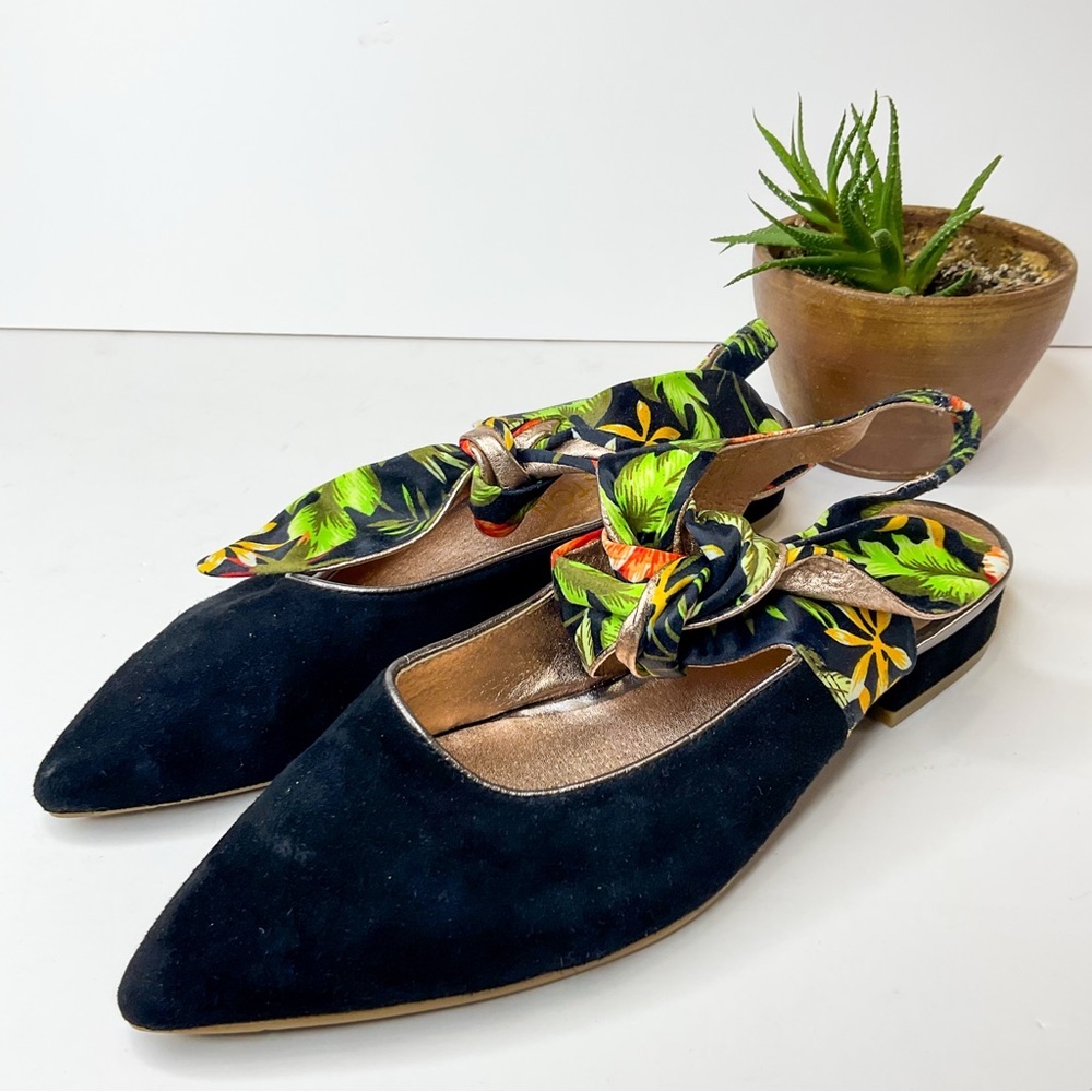 Black Suede Pointed Toe Slingback Flats with Tropical Bow